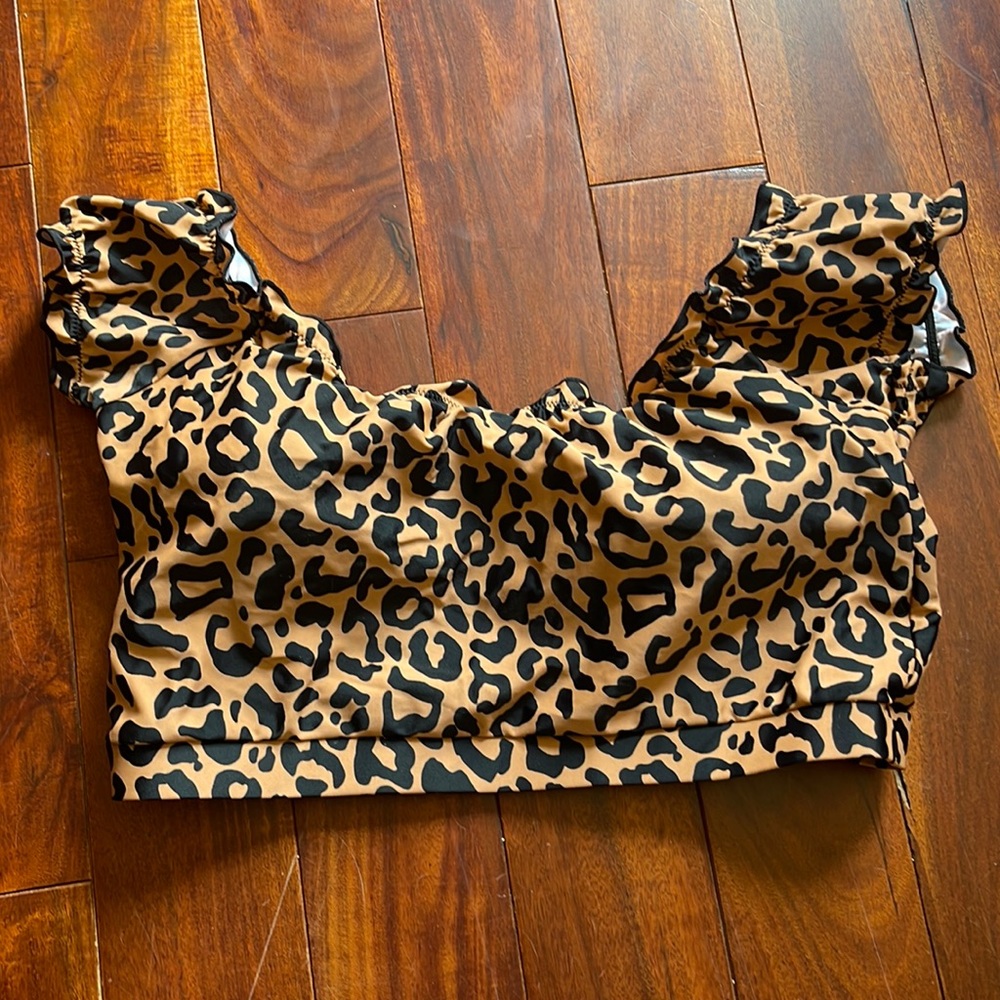 Coral Reef Swim top Large Leopard